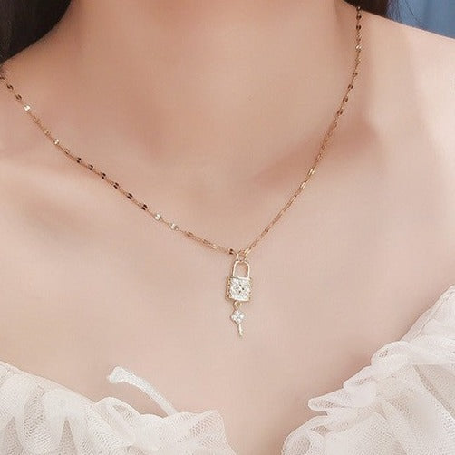 Collier Pendentif Clé | Eurydice